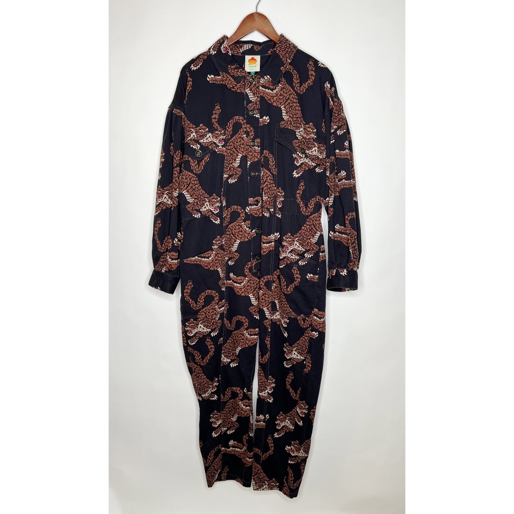 Farm Rio Leopard Print Jumpsuit Black Long Sleeve Button Front Size Large